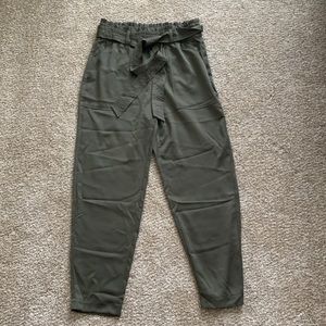 New Abercrombie & Fitch silky pants